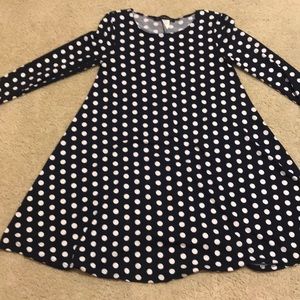 ONLY WORN ONCE SMOKE FREE HOME